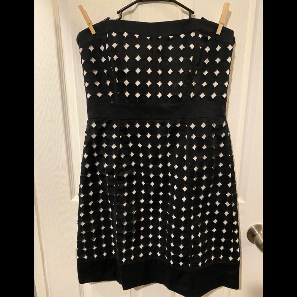 White House Black Market Strapless Dress - Picture 2 of 4